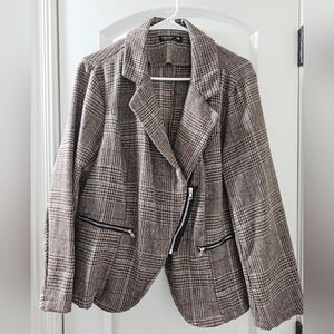 Plaid Print Zip Detail Asymmetrical Hem Blazer Size 12(0XL)